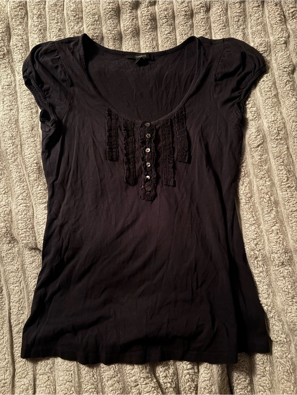 Express Y2K Women’s Black Short Sleeve Scoop Neck Top